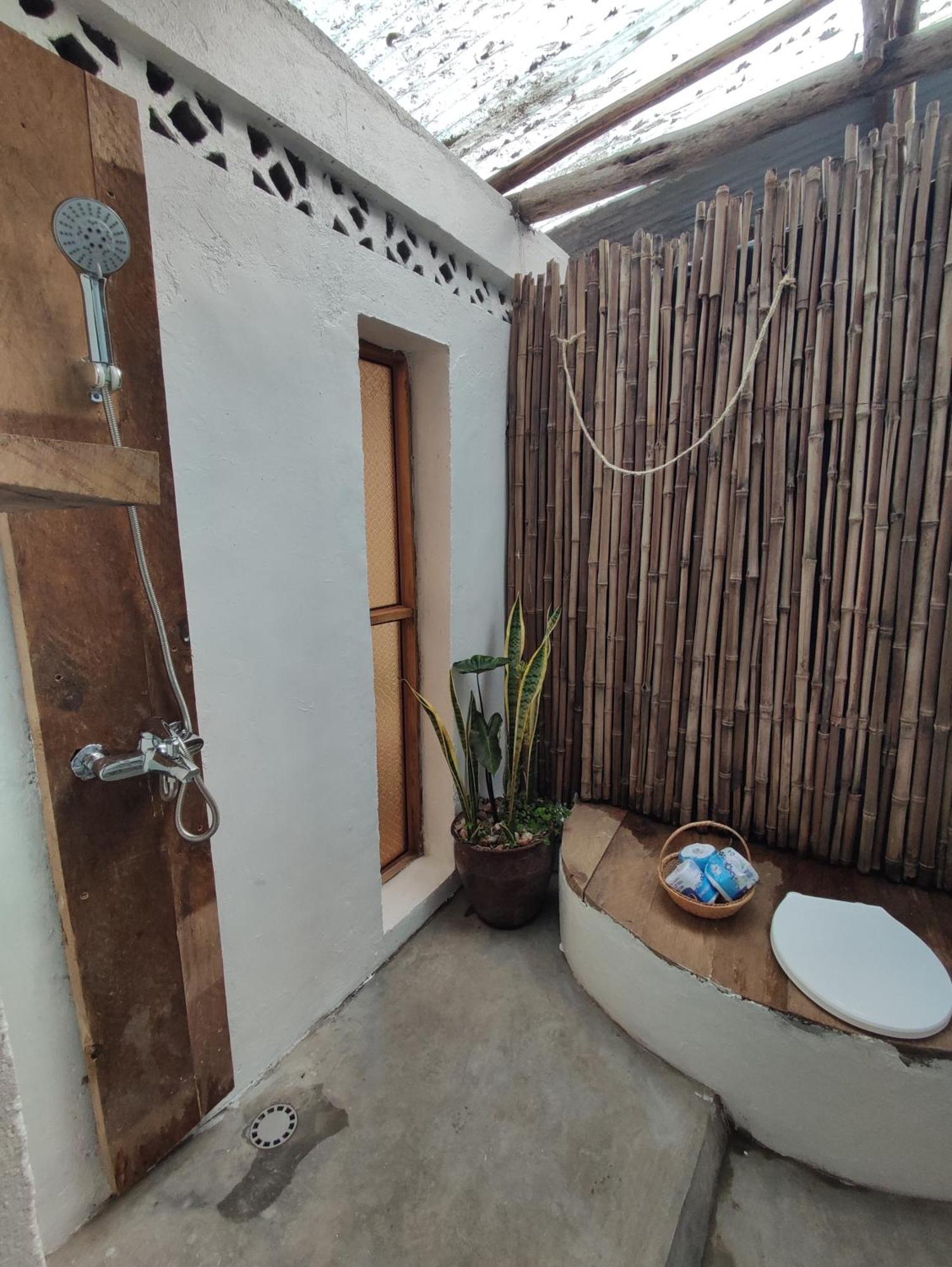 Inzu Lodge Gisenyi Buitenkant foto